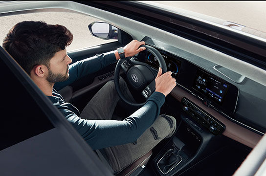 Hyundai Accent - The Grand New Lingo