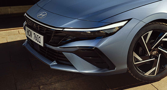 Hyundai Elantra design