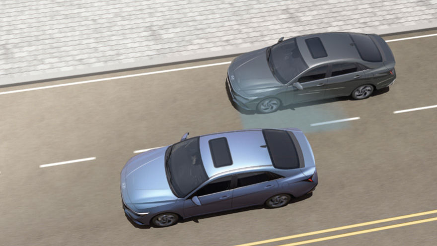 Hyundai Elantra - Blind-Spot Collision-Avoidance Assist (BCA)