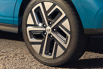 Hyundai Kona Electric highlights