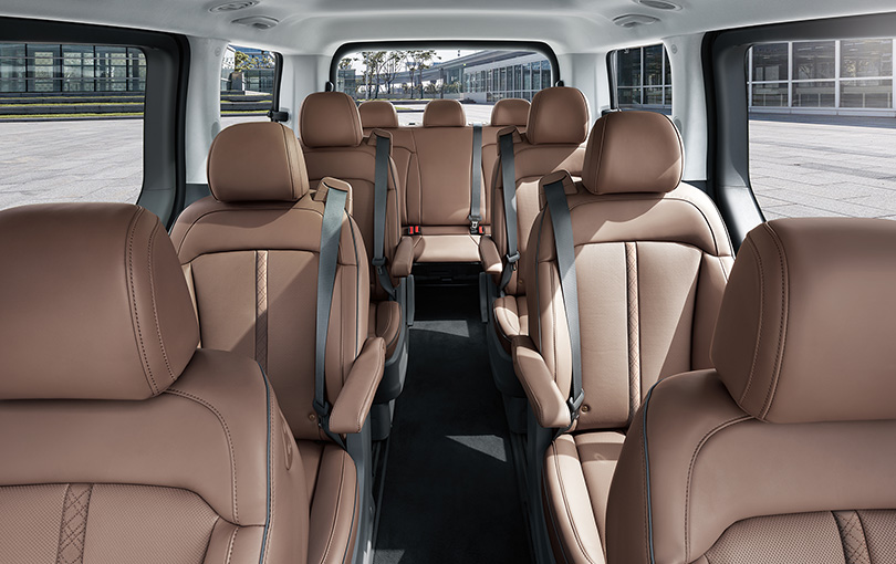 Hyundai Staria premium