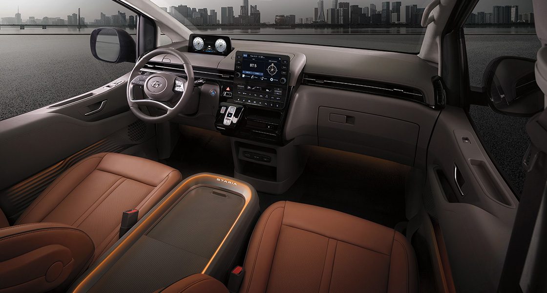 Hyundai Staria premium